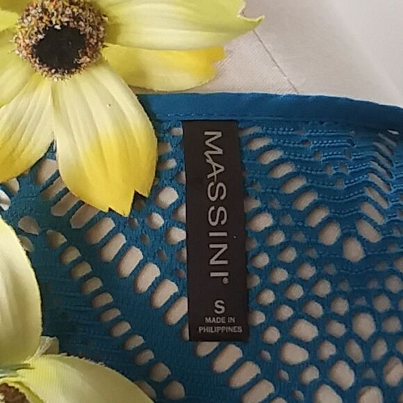 Massini Blue Sleeveless Tunic Style Blouse w/ Pleats New with Tags Size Small - Picture 12 of 12